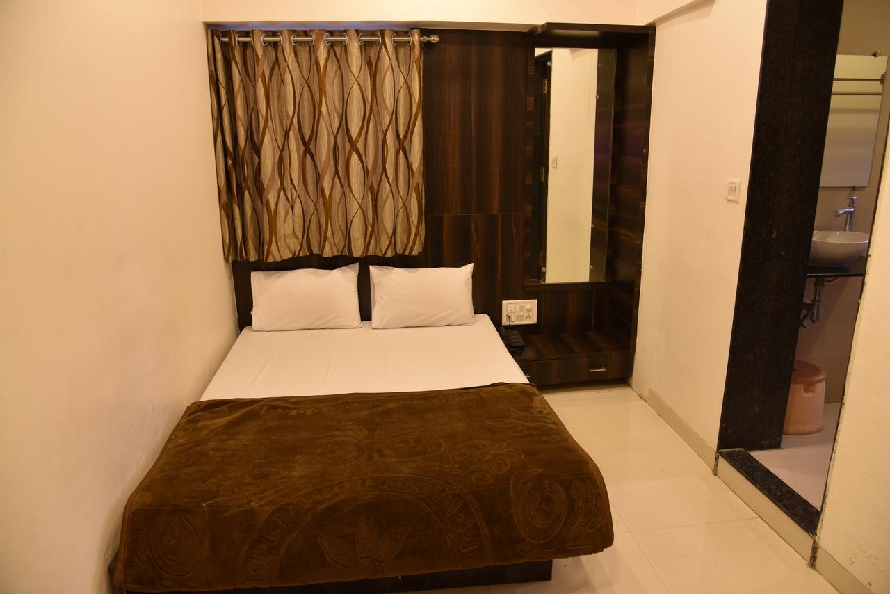 Hotel Alankar Aurangabad  Exteriör bild